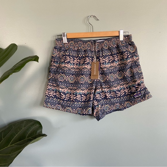 NWT Patagonia Baggie shorts, tide pool blue - Picture 1 of 3